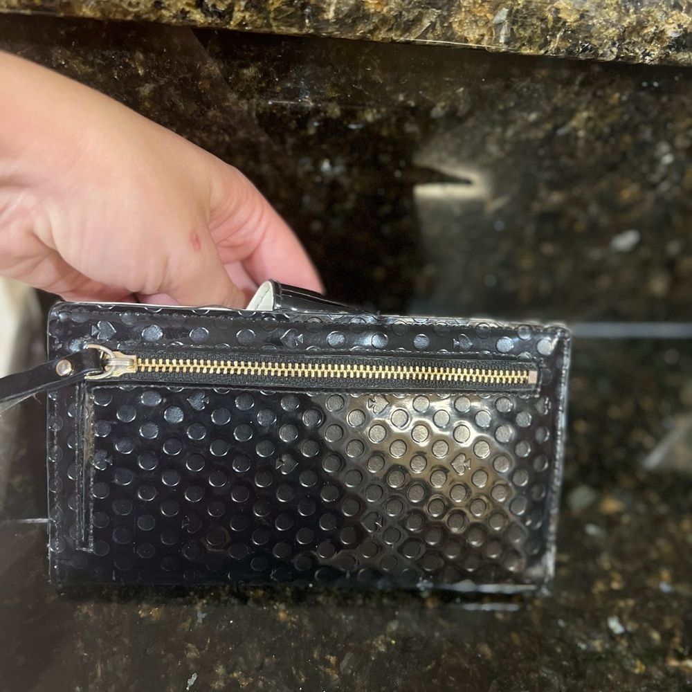 Kate Spade Wallet ♠️ - Picture 2 of 5